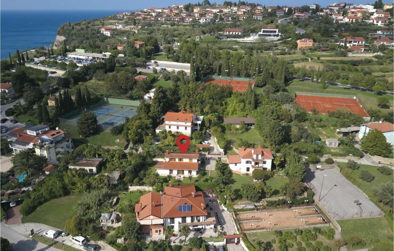 Awesome Apartment In Portoroz With Wifi Eksteriør bilde